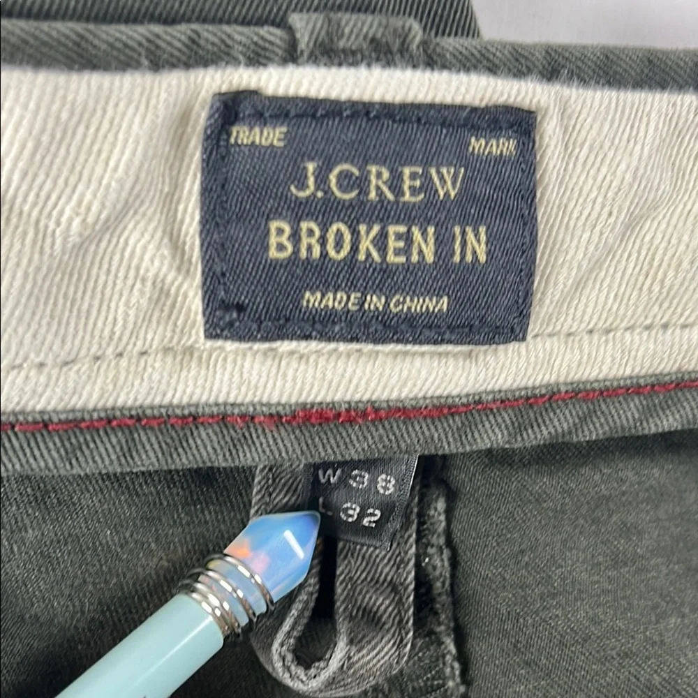 J. Crew Broken In Men's Dark Gray Flat Front Khaki Pants. Sz 38x32